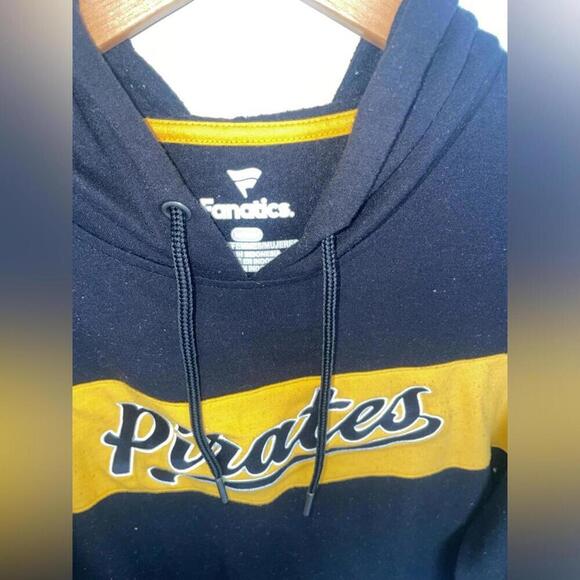 Pirates hoodie - Picture 6 of 8